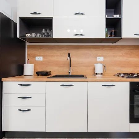 12 O'clock Apartamento