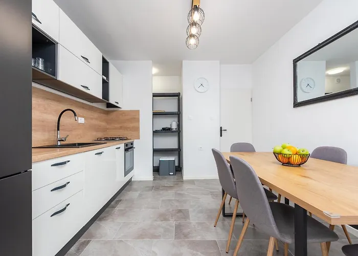 Apartman 12 O'clock Zadar